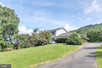 19 Hickerson Mountain Ln, Flint Hill, VA 22627 - photo 2