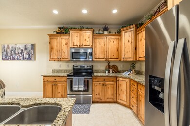 1030 N 995 W unit 905, Orem, UT 84057 - photo 3