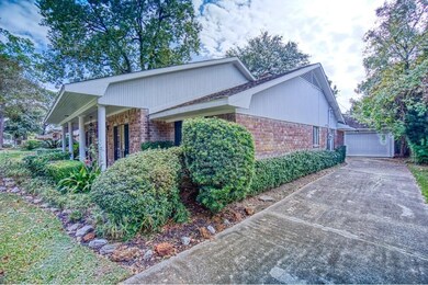 1123 Creekmont Dr, Houston, TX 77091 - photo 4