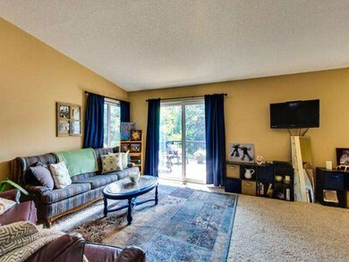 Spacious living room
