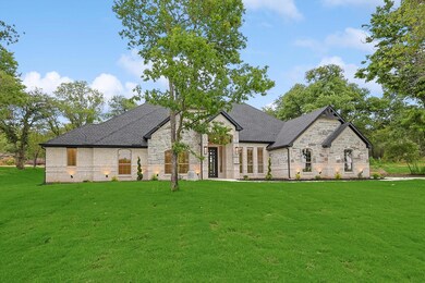 1011 Glenoaks Dr, Weatherford, TX 76088 - photo 2