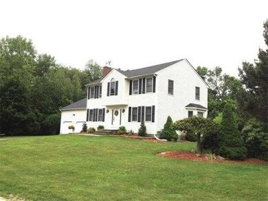 15 Pheasant Run Rd, Medway, MA 02053 - photo 2