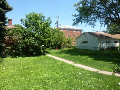 1646 E Walnut Ave, Des Plaines, IL 60016 - photo 3