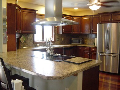 917 Clearview Rd, Moscow, PA 18444 - photo 7