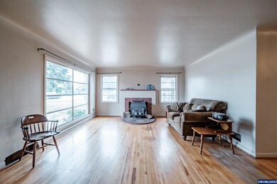 985 E Ellendale Ave, Dallas, OR 97338 - photo 6