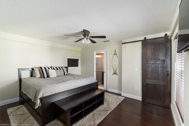 1009 Lake Dr E, Lake Placid, FL 33852 - photo 7