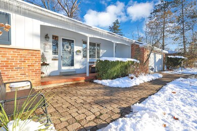 4266 Fairoaks Dr, Columbus, OH 43214 - photo 2