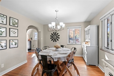 977 Crest Ln, Carnegie, PA 15106 - photo 7