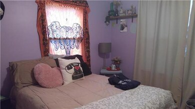 9508 Haskins St, Lenexa, KS 66215 - photo 2