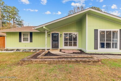 311 Estate Dr, Jacksonville, NC 28540 - photo 4