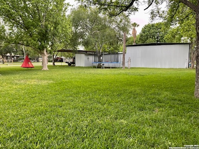 21 S Hula Popper Loop, Crystalcit, TX 78839 - photo 4