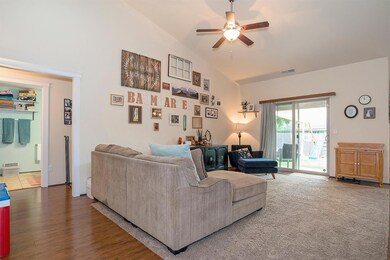 1463 Foxwood Dr, Medford, OR 97504 - photo 6