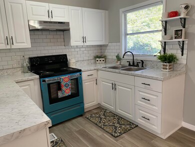 Kitchen detailed