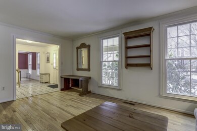 14800 Botany Way, Gaithersburg, MD 20878 - photo 4