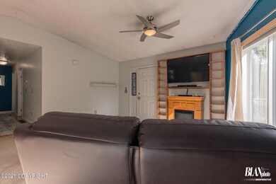 007_2021.05.19 . 2250 N Gordon Ct
