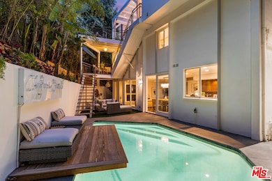 1714 Sunset Plaza Dr, Los Angeles, CA 90069 - photo 2