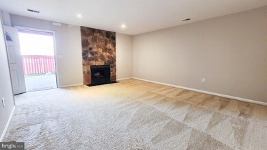 8214 Northview Ct, Laurel, MD 20707 - photo 6