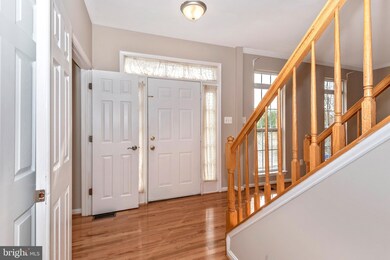 19812 Madrigal Dr, Germantown, MD 20876 - photo 2