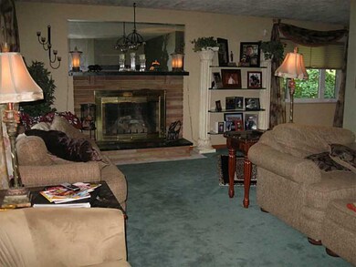 1933 Brodview St, Aliquippa, PA 15001 - photo 2