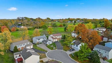 5571 Whitetail Cir, West Chester, OH 45069 - photo 2