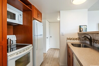 The Parkview unit 3A, Honolulu, HI 96815 - photo 6