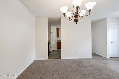 7701 Highchair Ln, Jacksonville, FL 32210 - photo 4