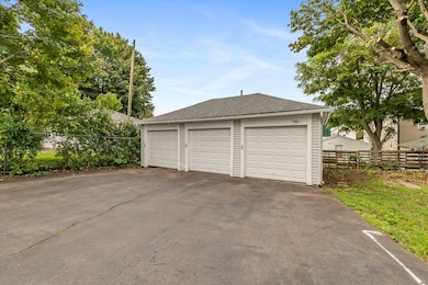 279 Linwood St unit 3, New Britain, CT 06052 - photo 6