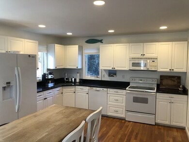 43 Stoneledge Rd, South Dartmouth, MA 02748 - photo 4