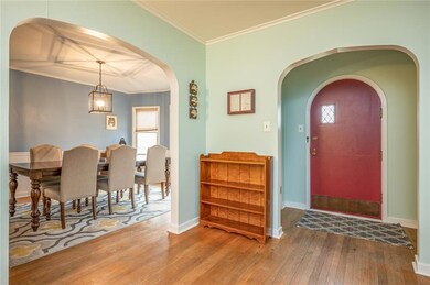 3205 54th St, Des Moines, IA 50310 - photo 3