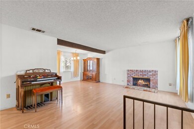 Living Room/Dining Room