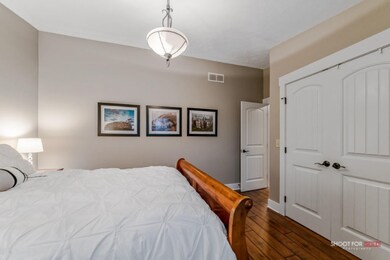 211Riverfront#1213Lores