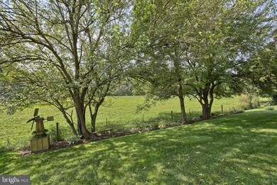 123 Arbor Dr, Myerstown, PA 17067 - photo 2