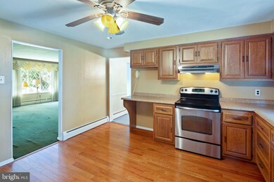 167 Fletcher Dr, Morrisville, PA 19067 - photo 7