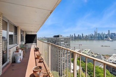 Riviera Towers unit 25G, West New York, NJ 07093 - photo 3