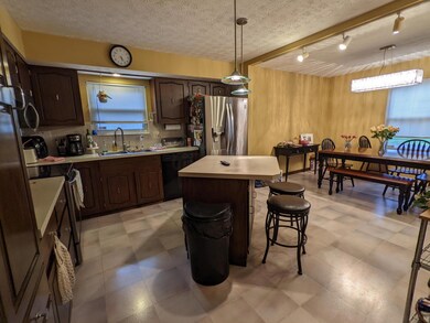 Kitchen and Dinette