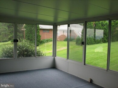 1205 Cloverton Dr, Columbia, PA 17512 - photo 5