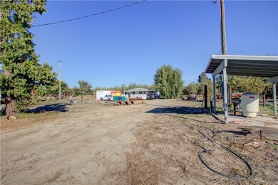 17572 W Bradbury Rd, Turlock, CA 95380 - photo 2