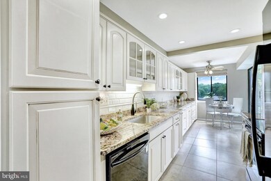 Treebrooke unit 205, Oakton, VA 22124 - photo 3