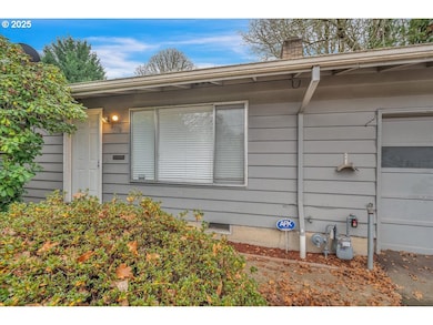 16570 SW Oak St, Beaverton, OR 97007 - photo 4