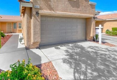 8567 LITTLE FOX St LAS VEGAS NV 89123 True 3 bed/2