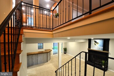 6900 Stonebridge Ct, Alexandria, VA 22306 - photo 2