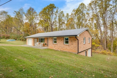 1111 Copper Ridge Rd, Castlewood, VA 24224 - photo 2