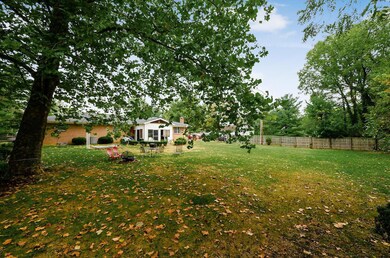 5591 Naiche Rd, Columbus, OH 43213 - photo 2