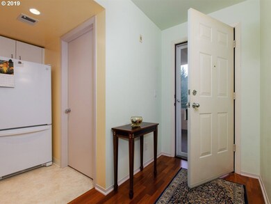 Entrance/Foyer