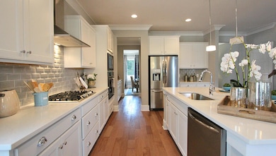 Harbor Oak Emerald (6)