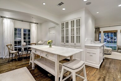 2193 Troon Rd, Houston, TX 77019 - photo 6