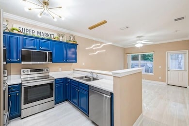 05_2172HadleighHillsCt_Kitchen 1