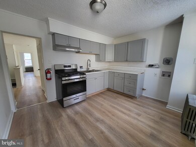 327 N Burlington St unit 2, Gloucester City, NJ 08030 - photo 3