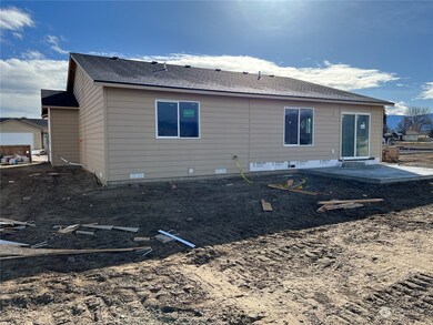 330 N Newark Ave, East Wenatchee, WA 98802 - photo 5