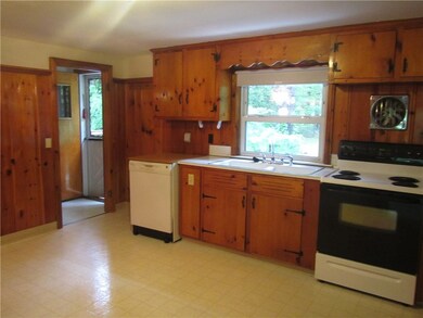 61 Smith Ave, Greenville, RI 02828 - photo 7